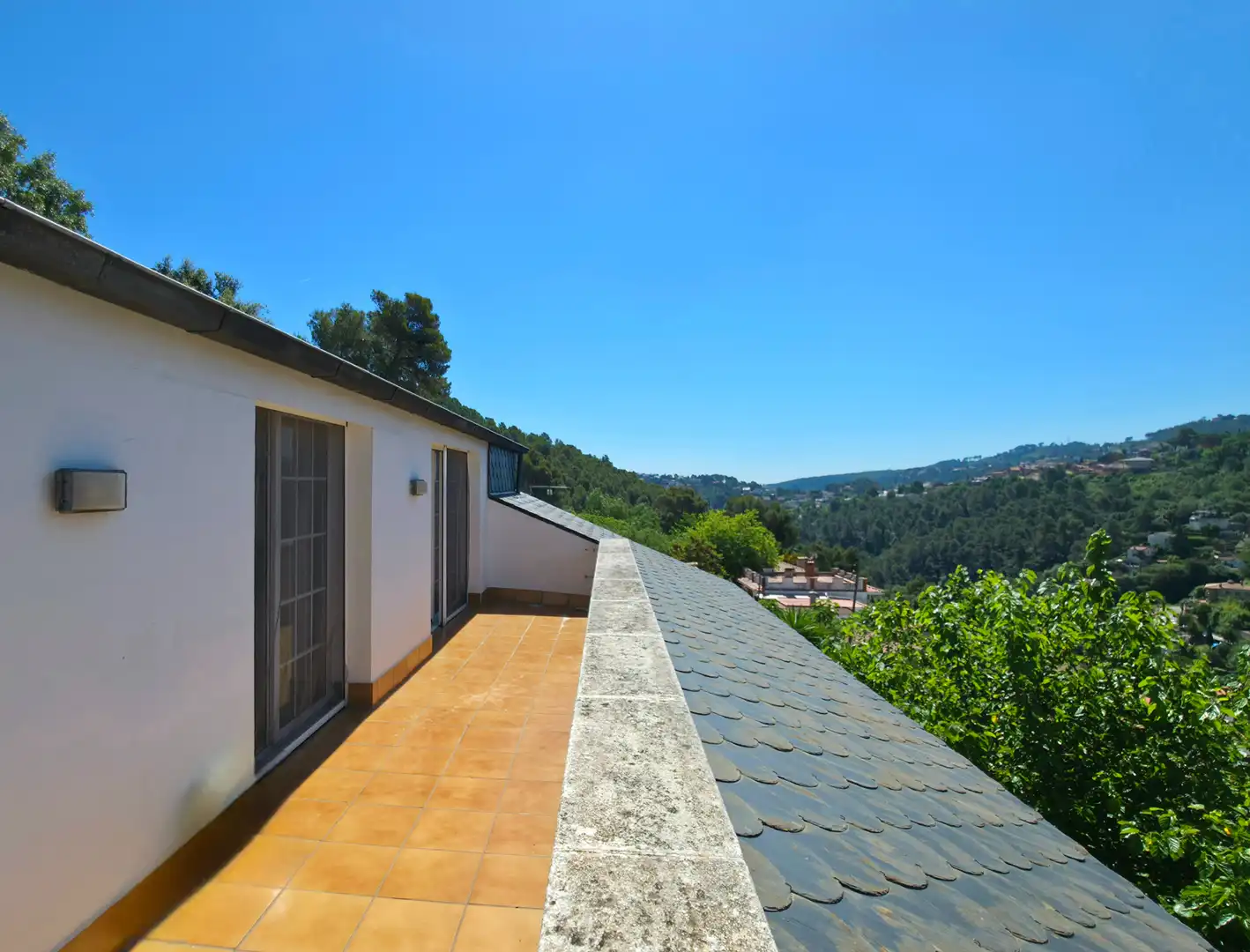Terraza de Casa o chalet en venta en Corbera de Llobregat con Aire acondicionado, Calefacción y Jardín privado