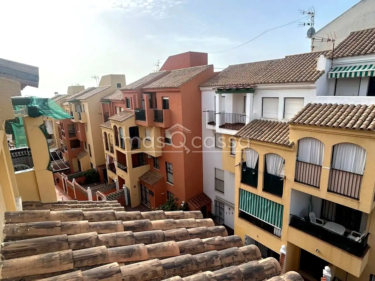 Vista exterior de Pis en venda en Manilva amb Terrassa i Moblat