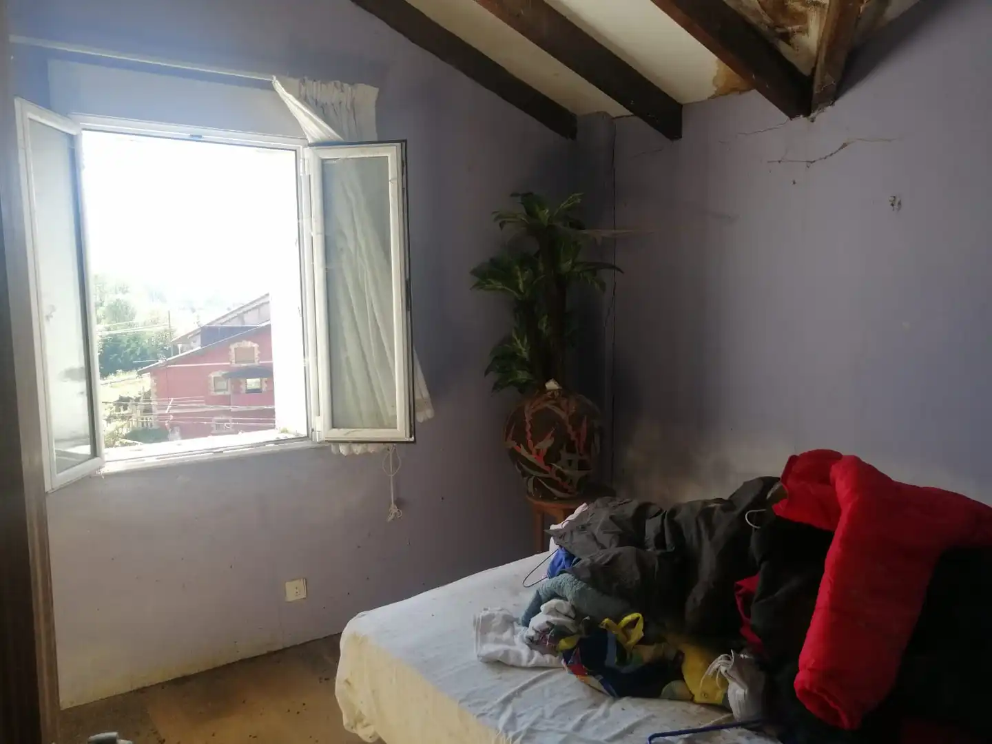 Dormitori de Casa adosada en venda en Ampuero amb Terrassa, Traster i Balcó