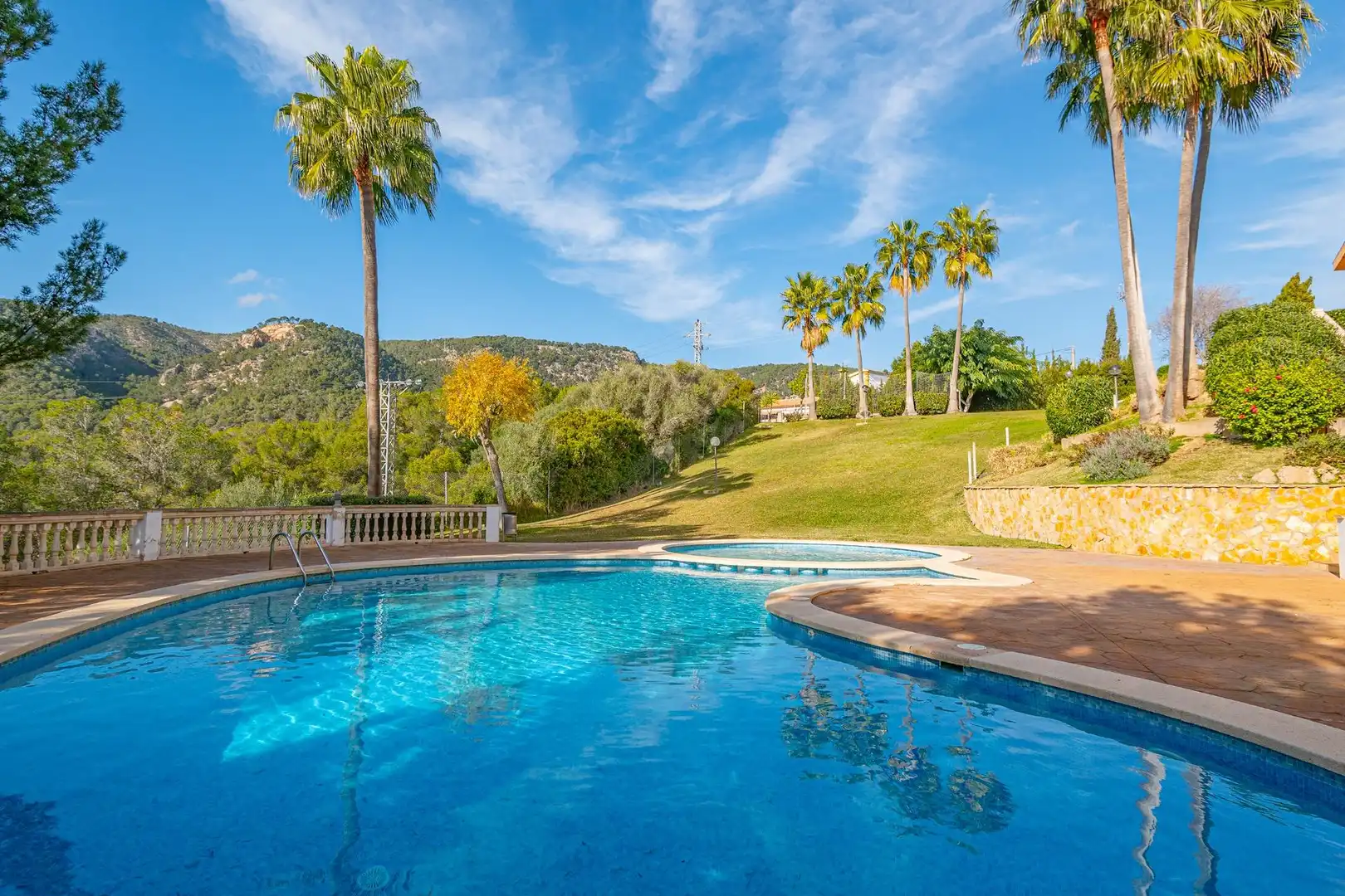 Piscina de Casa adosada en venta en  Palma de Mallorca con Aire acondicionado, Calefacción y Jardín privado