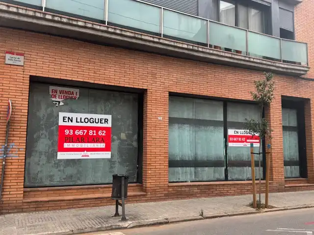 Local de alquiler en Mollet del Vallès con Alarma