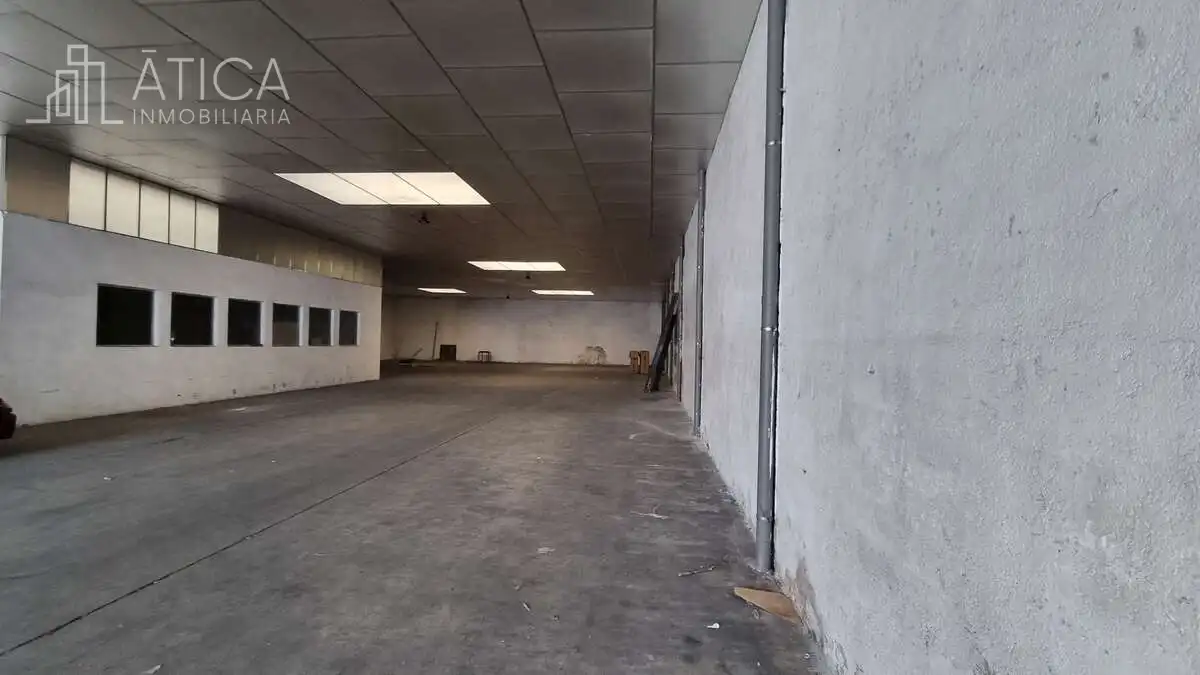 Industrial building for sale in Villares de la Reina, imagen 17