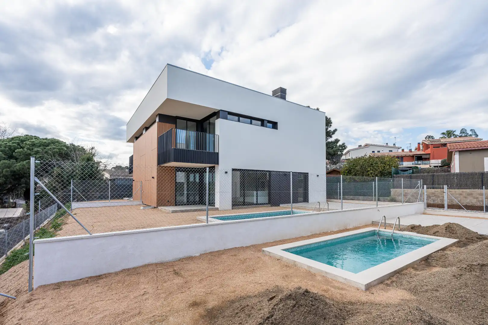 Außenansicht von Haus oder Chalet zum Verkauf in Palamós mit Klimaanlage, Heizung und Privatgarten