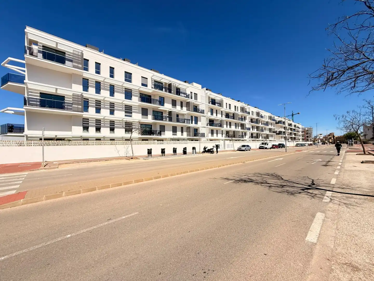 Außenansicht von Dachboden zum Verkauf in Dénia mit Klimaanlage, Privatgarten und Terrasse