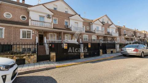 Foto 3 de Casa adosada en venta en Vallehermoso, Azuqueca de Henares