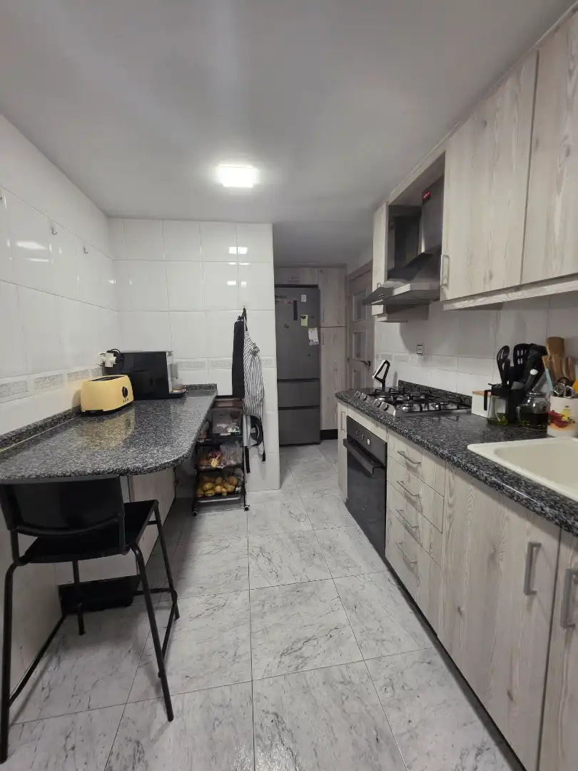 Kitchen of Flat for sale in L'Hospitalet de Llobregat  with Air Conditioner, Parquet flooring and Furnished