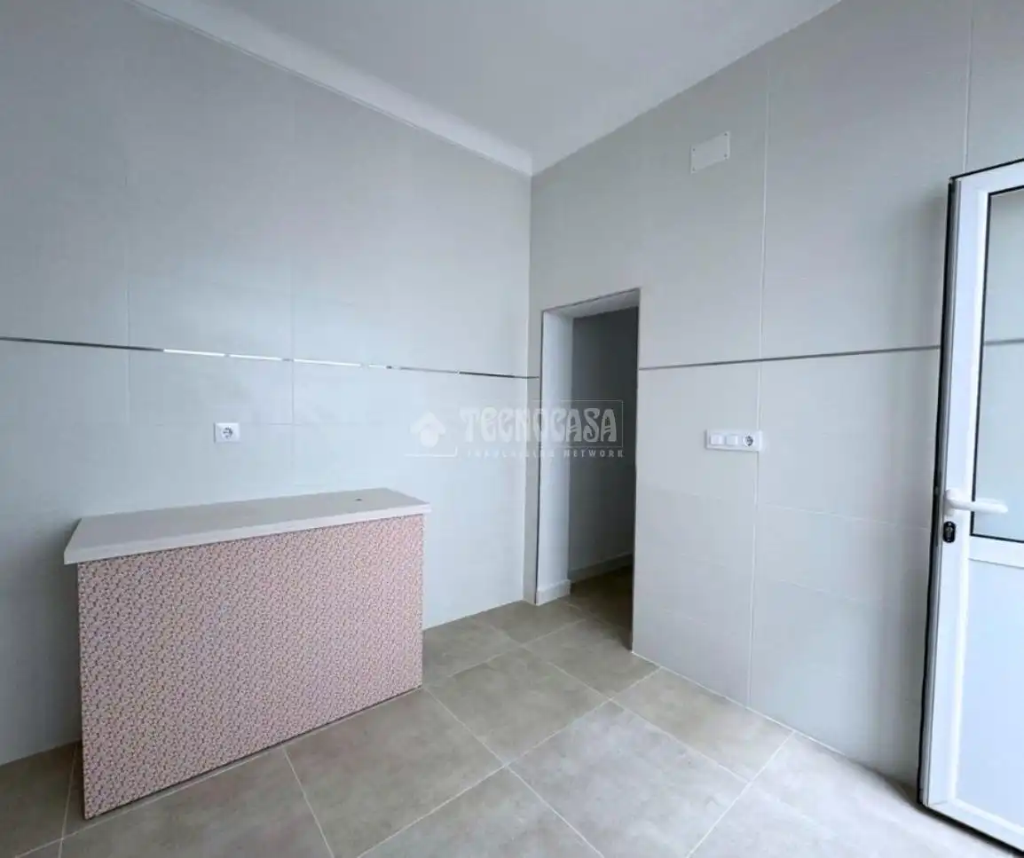 Habitación de Casa o chalet en venta en Las Cabezas de San Juan con Balcón