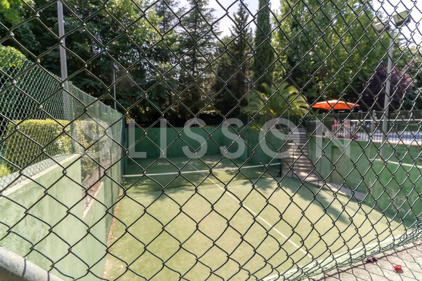 Jardín de Dúplex en venta en La Moraleja con Aire acondicionado, Calefacción y Jardín privado
