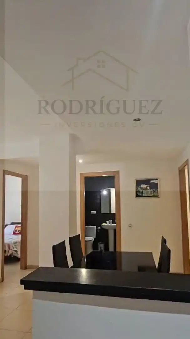 Erdgeschosswohnung mit Pool zum Verkauf in Carrer de República, imagen 7