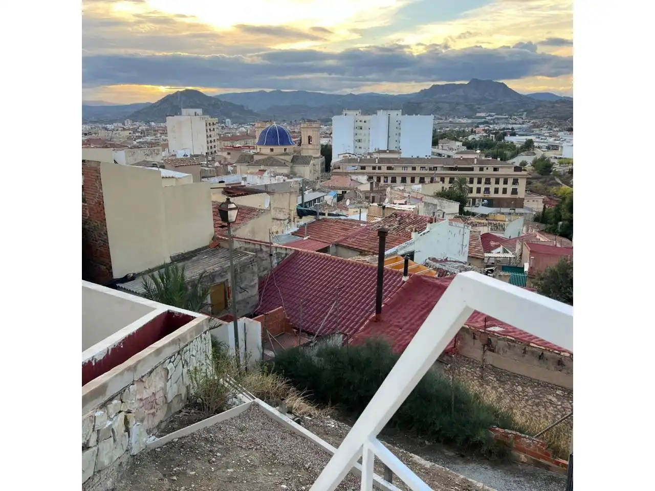 Vista exterior de Casa o chalet de alquiler en Petrer, Alicante