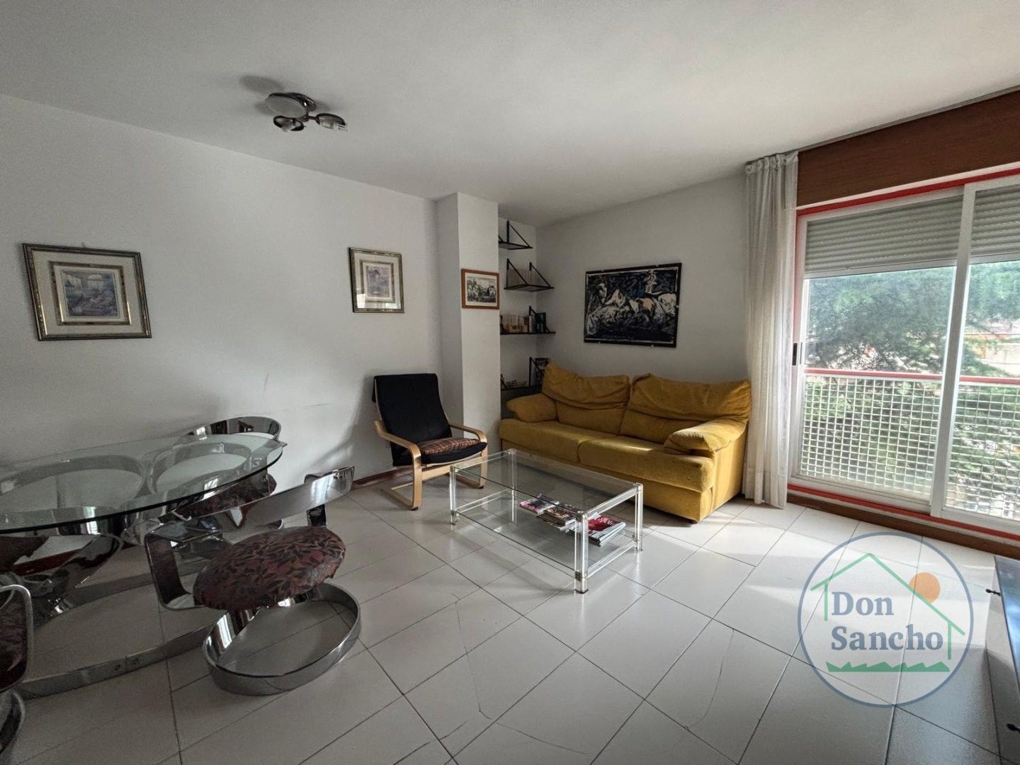 Living room of Flat for sale in Valladolid Capital  with Heating, Swimming Pool and Furnished