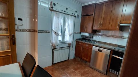 Foto 3 de Pis de lloguer a Calle Adaro, Laviada, Gijón