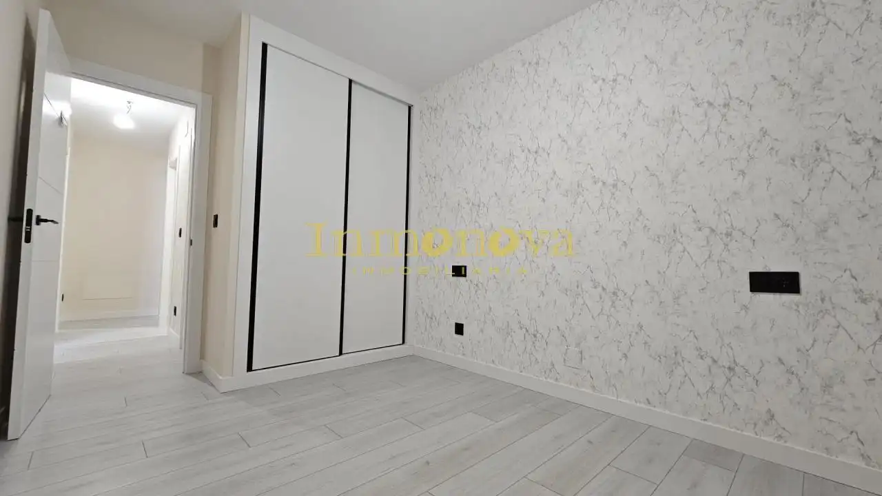 Schlafzimmer von Wohnung zum Verkauf in Ribeira mit Heizung