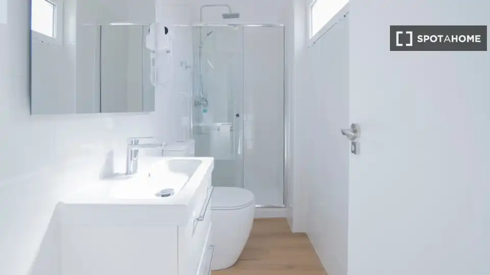 Bathroom of Flat for rent in Poblats Marítims