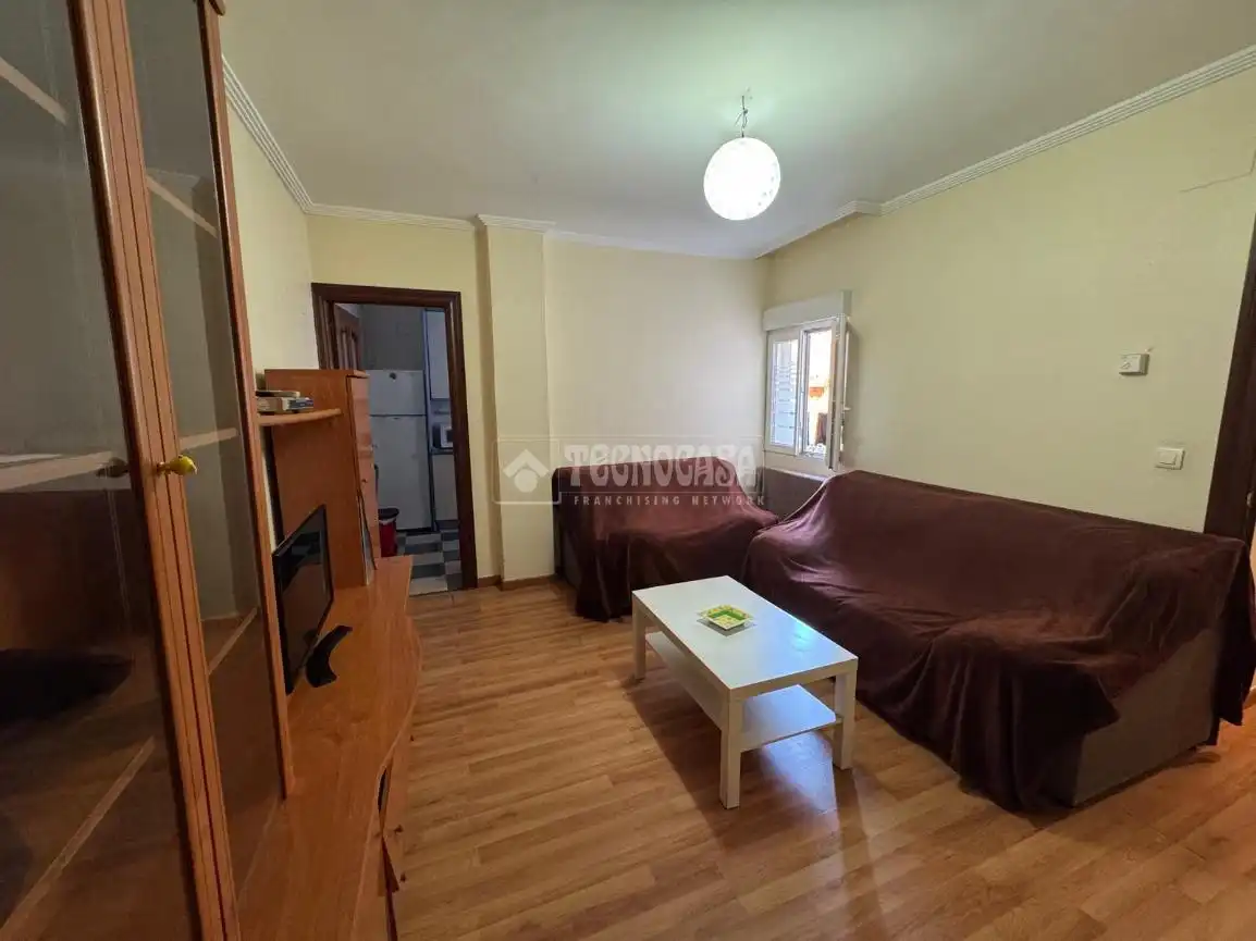 Wohnzimmer von Wohnung zum Verkauf in Palencia mit Heizung, Parkett und Abstellraum