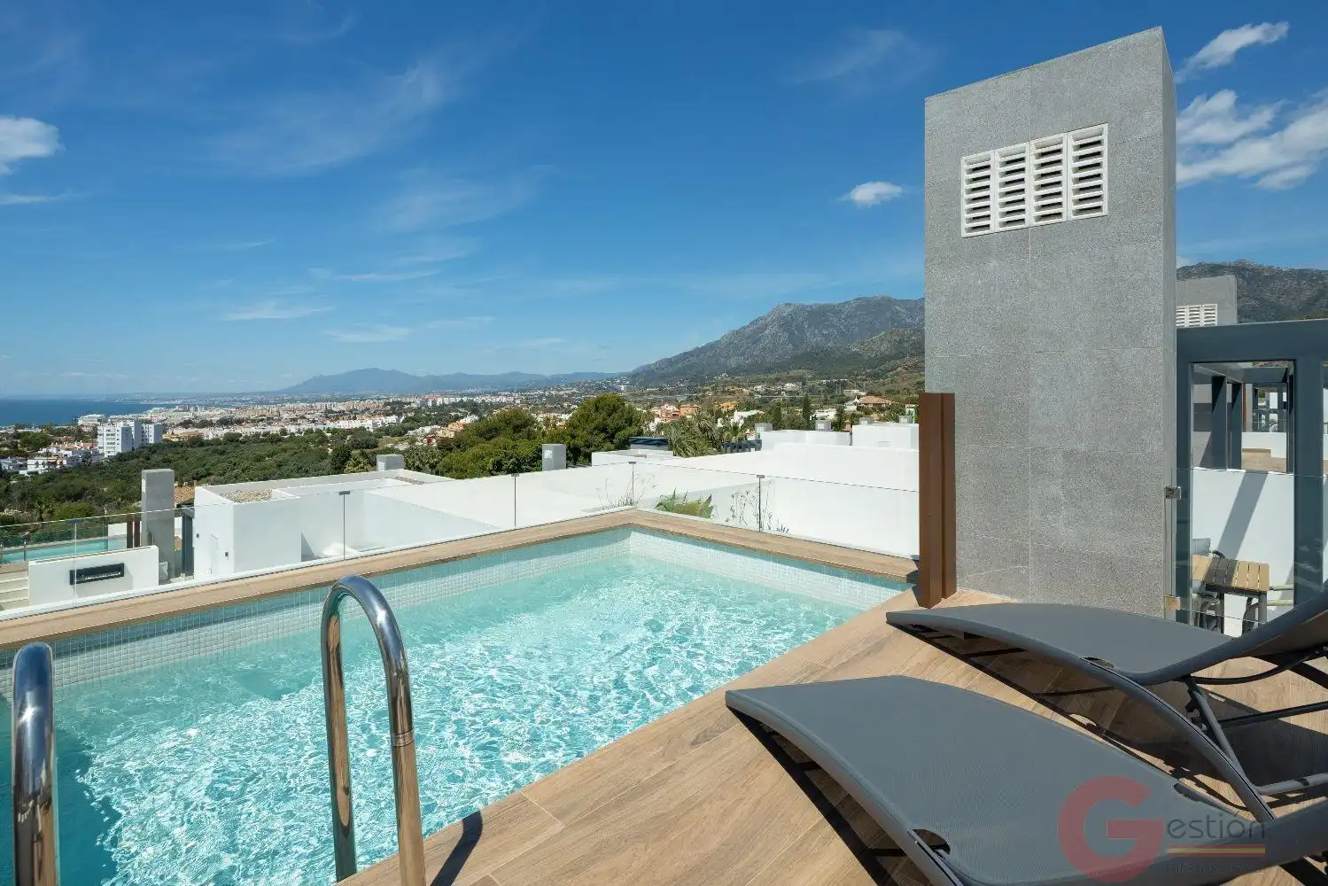 Chalet con piscina en venta en Río Real - Los Monteros, imagen 18