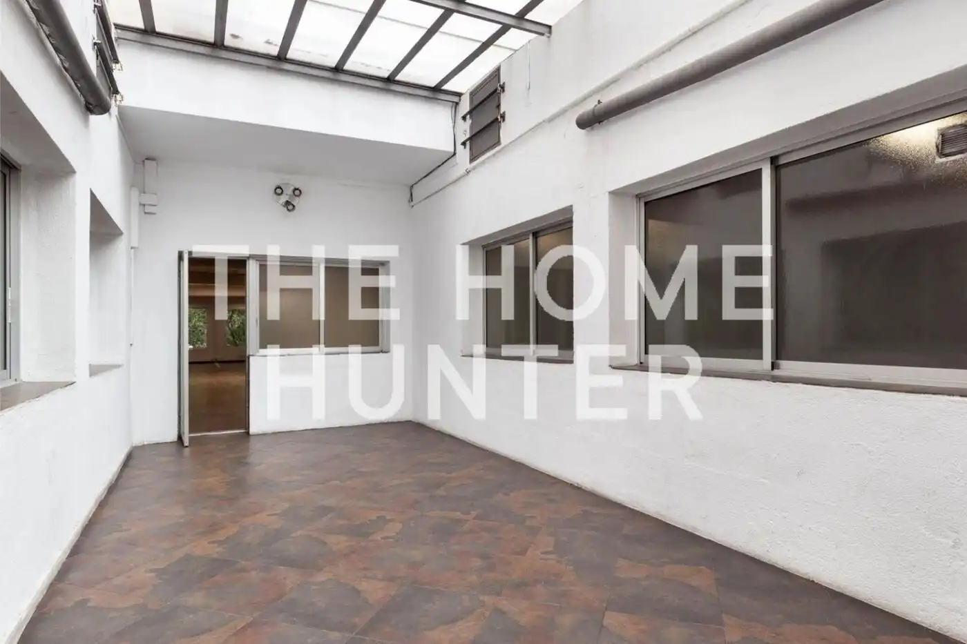 Exterior view of Office for rent in Barcelona  with Heating