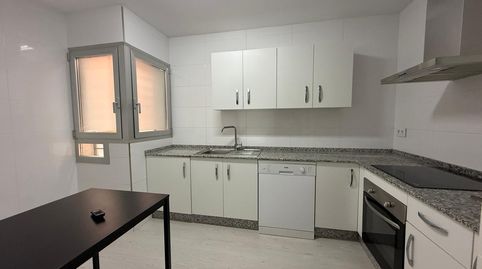 Piso Seminuevo de 4 dormitorios en el Centro de Lorca, image 3