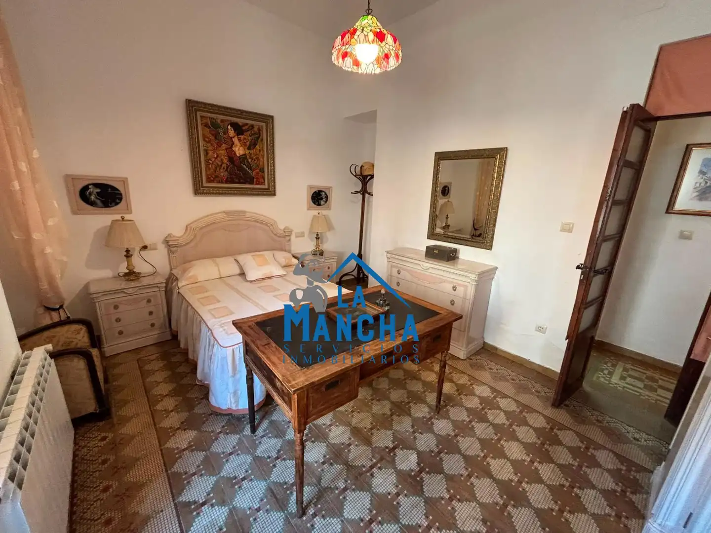 Habitación de Casa o chalet en venta en Hoya-Gonzalo con Calefacción, Jardín privado y Amueblado