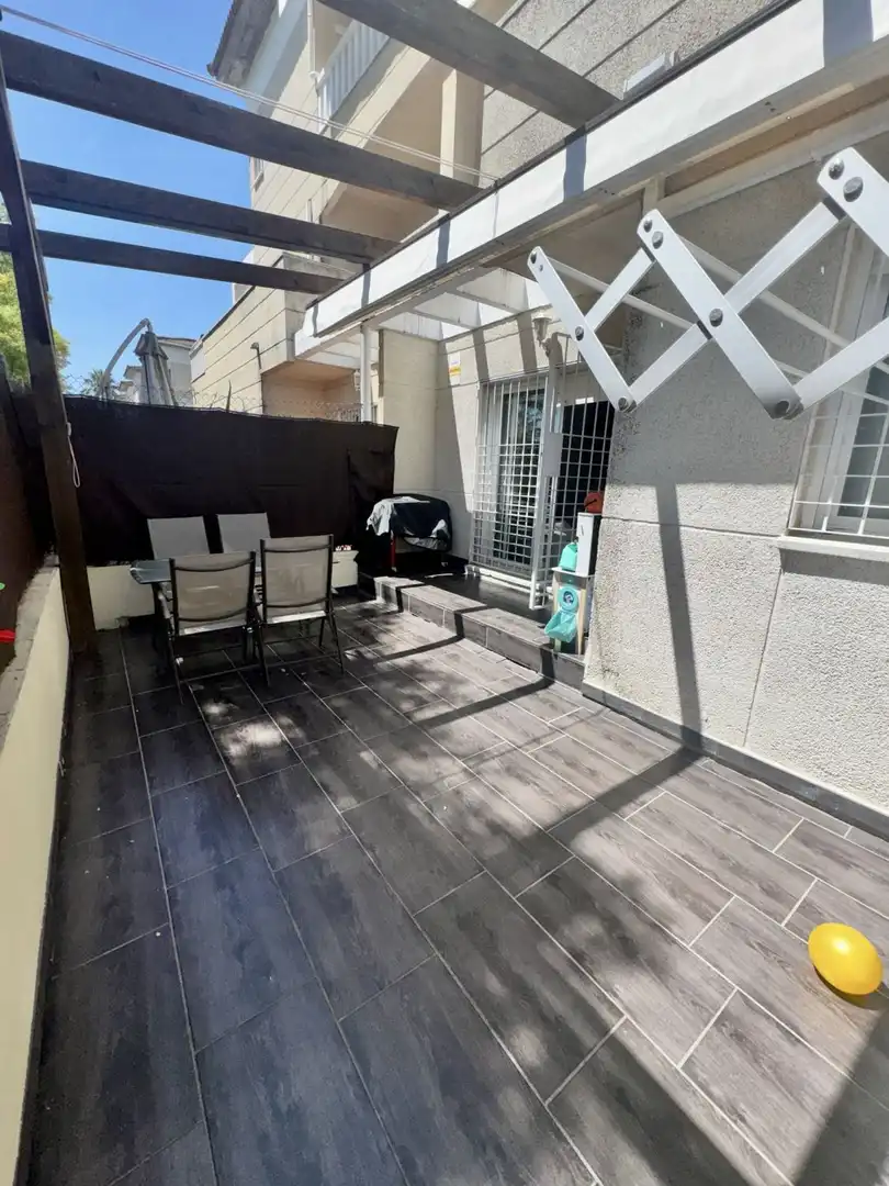 Terraza de Piso en venta en Tomares con Aire acondicionado, Calefacción y Piscina comunitaria