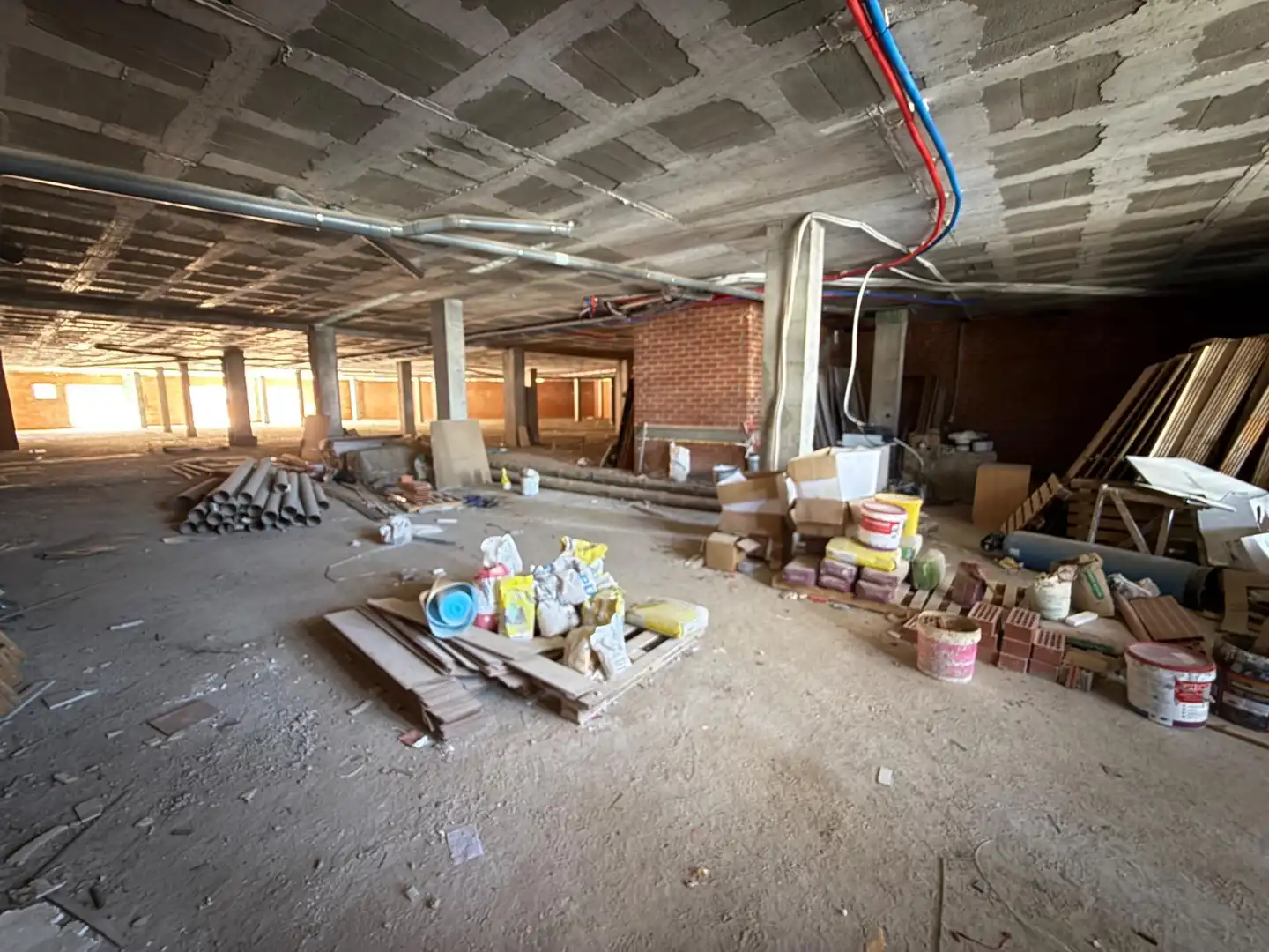 Local comercial en venda a Llevant, imagen 9
