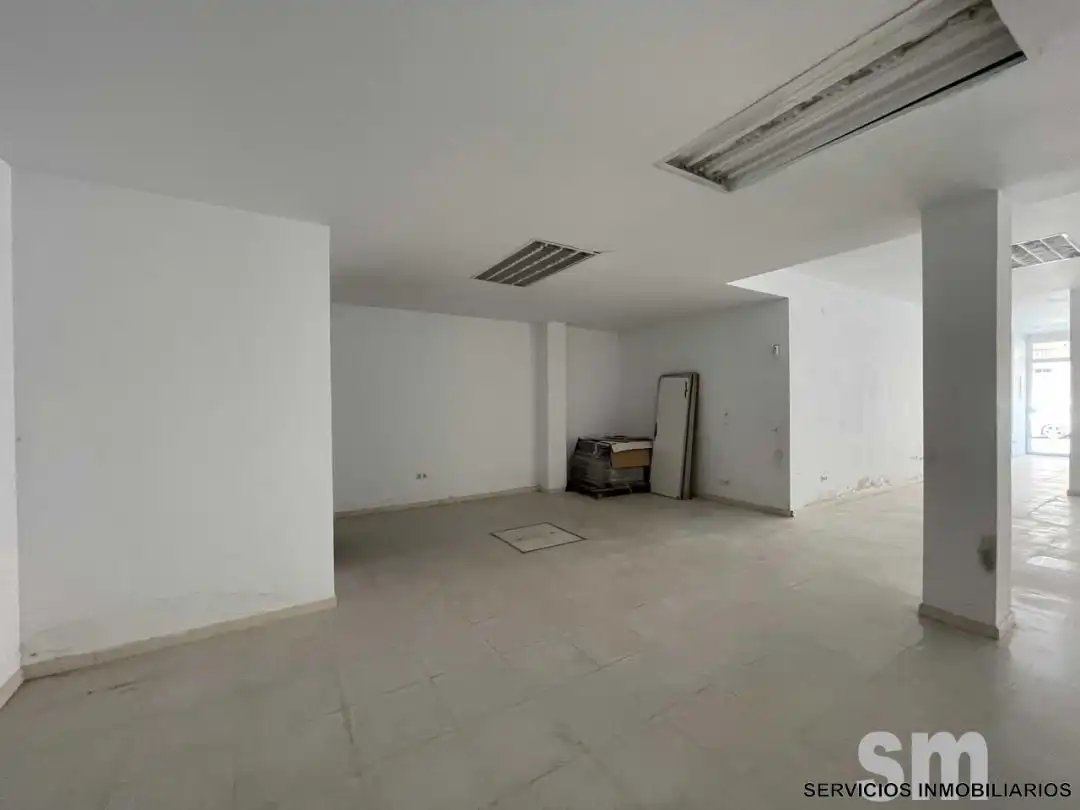 Local comercial en venta en Coria del Río, imagen 5