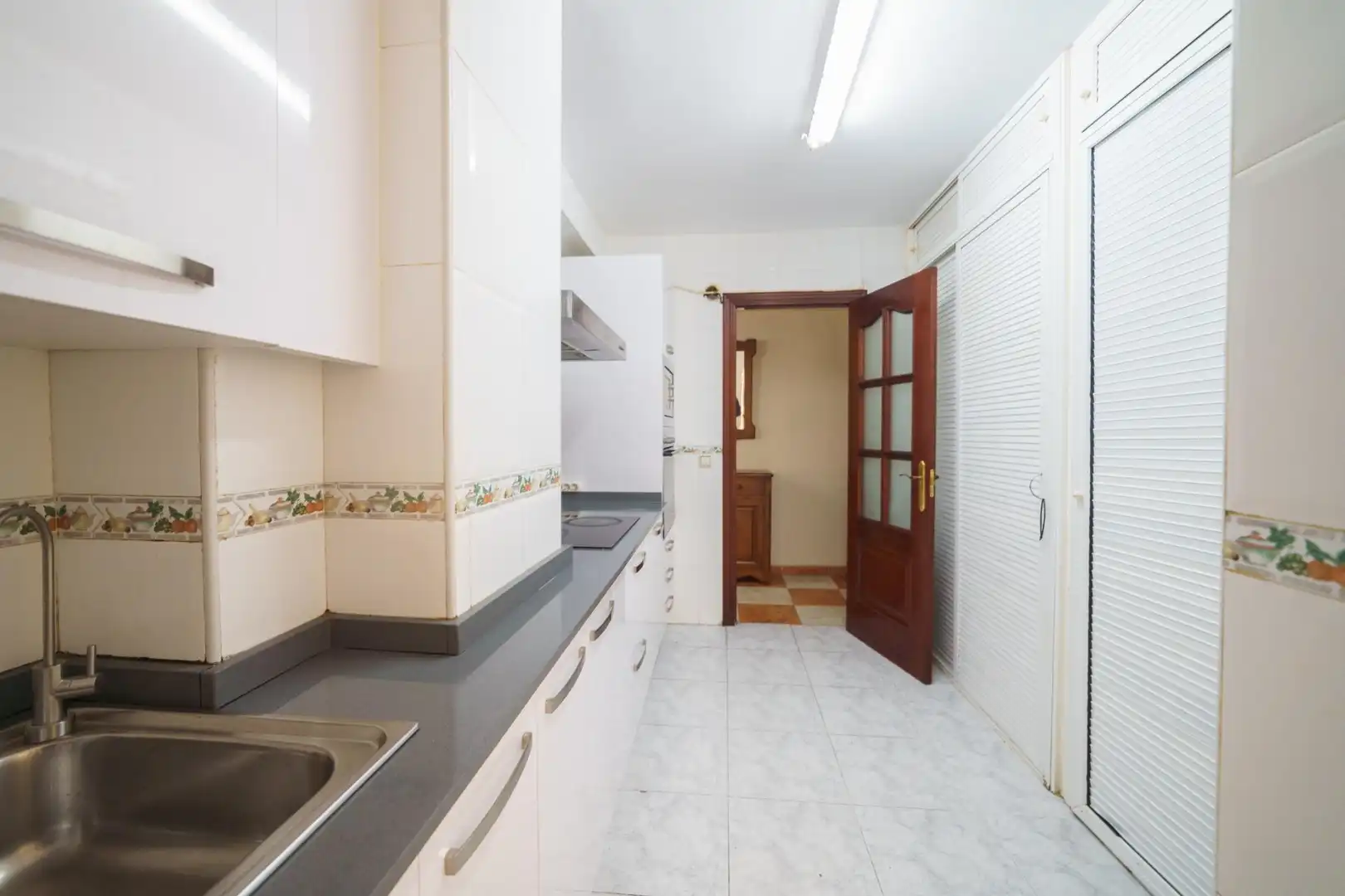 Cocina de Apartamento en venta en Cádiz