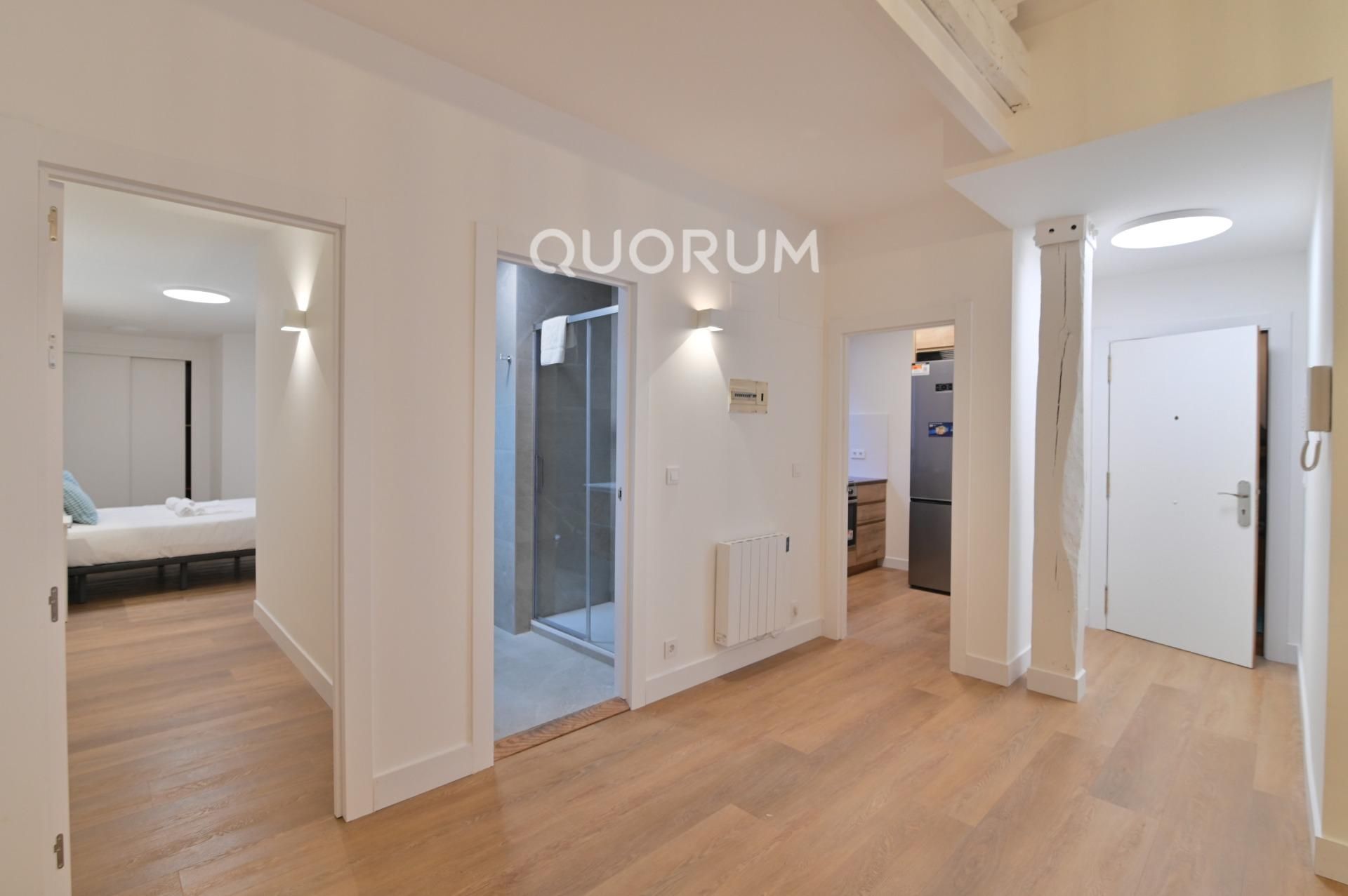 Bedroom of Flat for rent in Bilbao   with Balcony