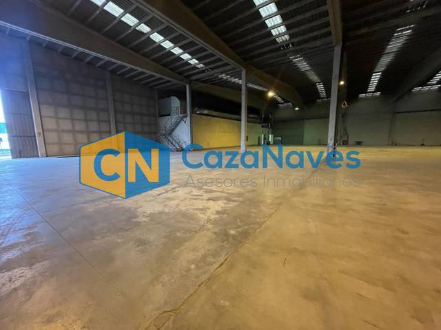 Nave industrial en Venta en La Estación