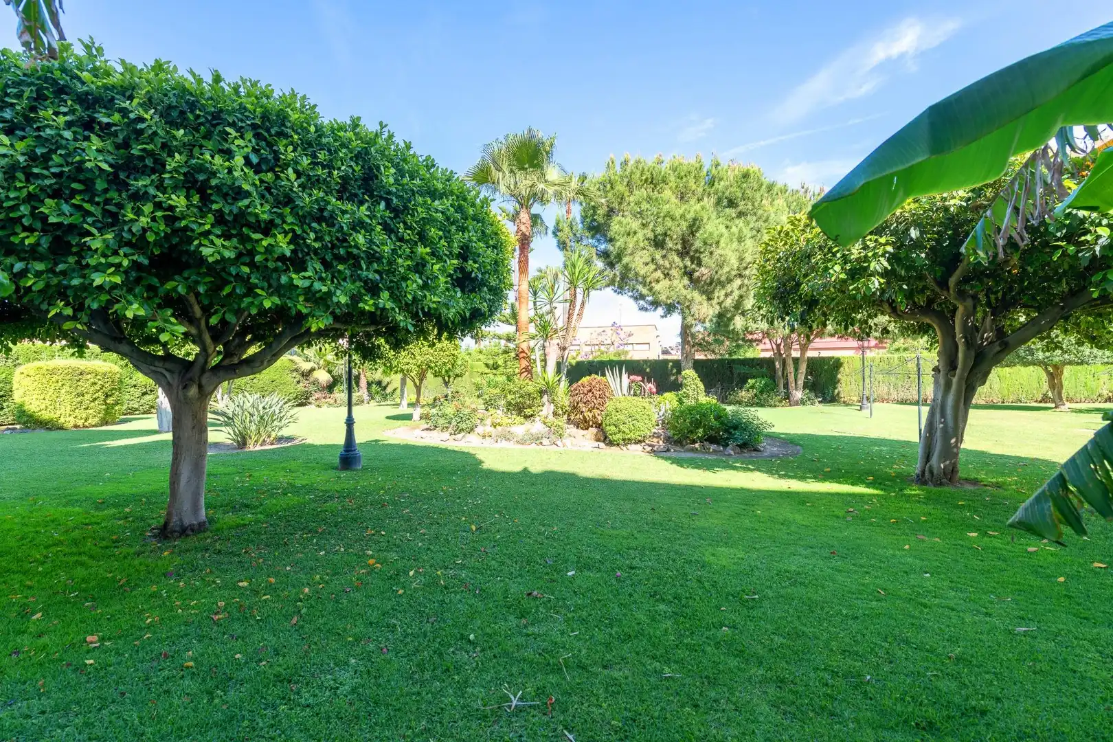 Jardín de Piso en venta en Málaga con Terraza, Trastero y Piscina comunitaria