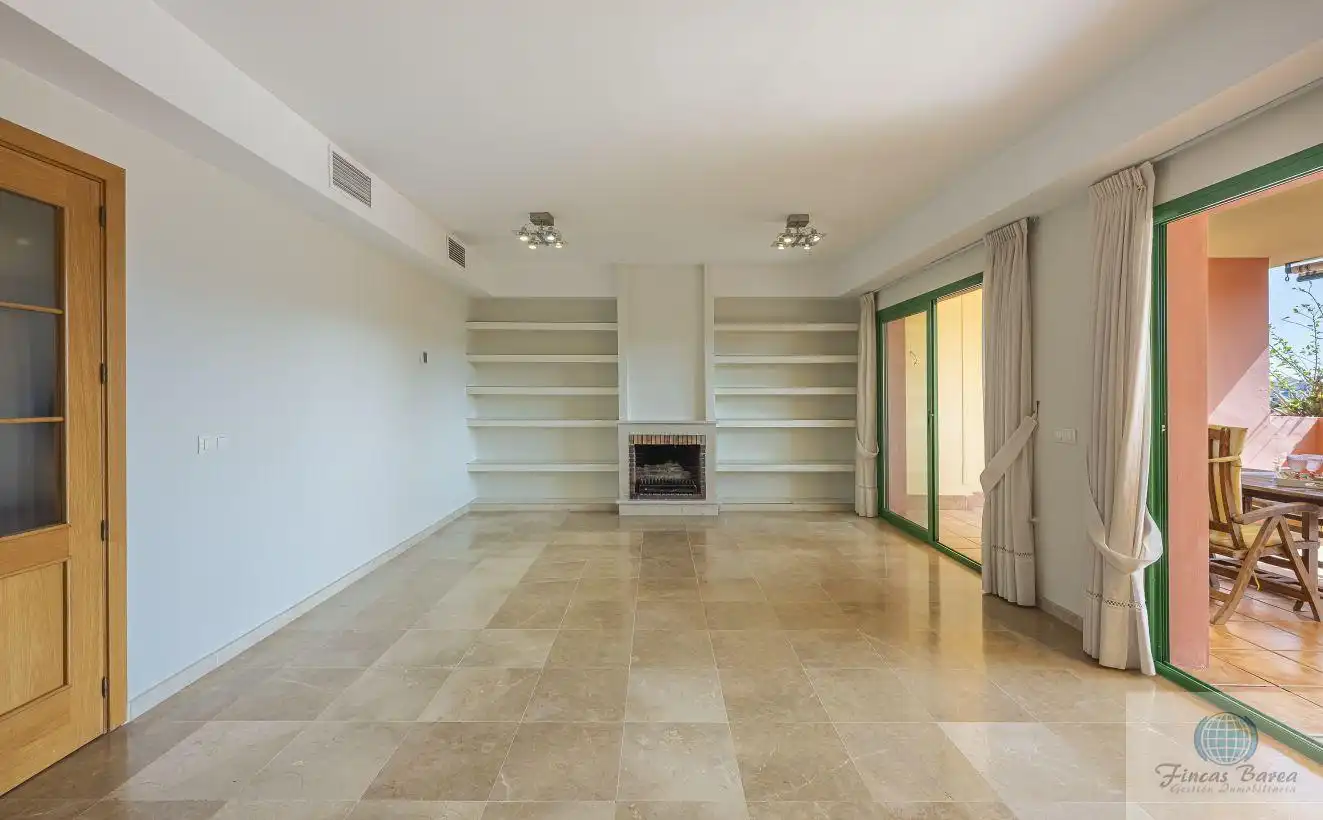 Sala de estar de Ático en venta en Fuengirola con Aire acondicionado, Terraza y Trastero