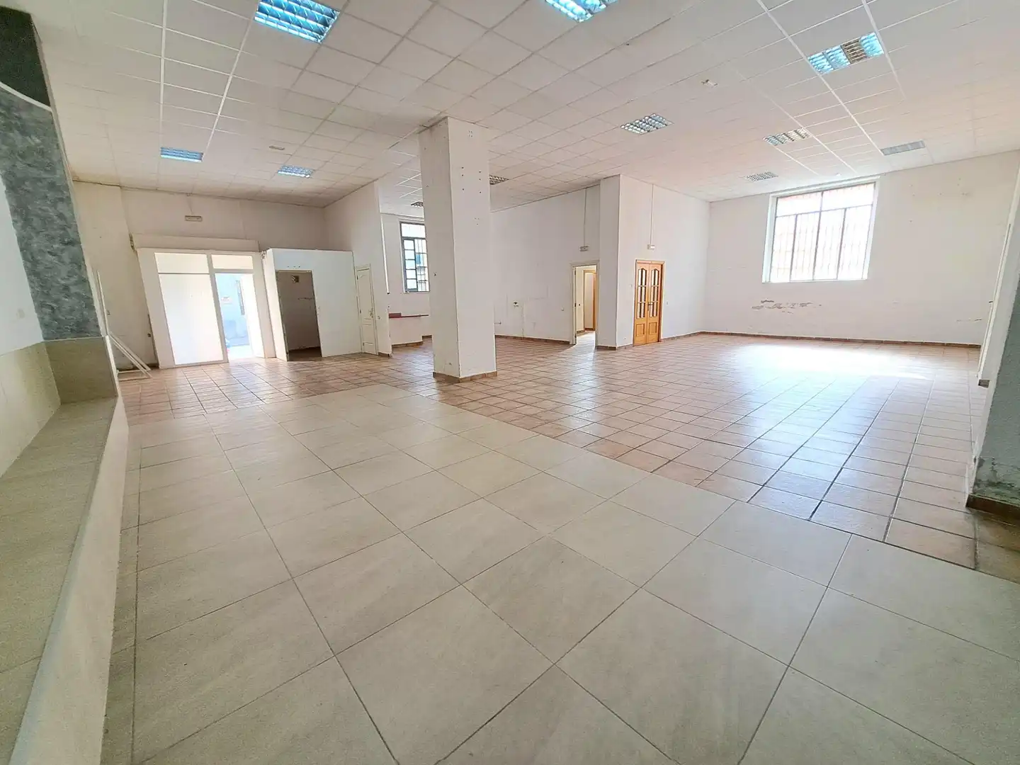 Local comercial en alquiler en Carcaixent, imagen 3