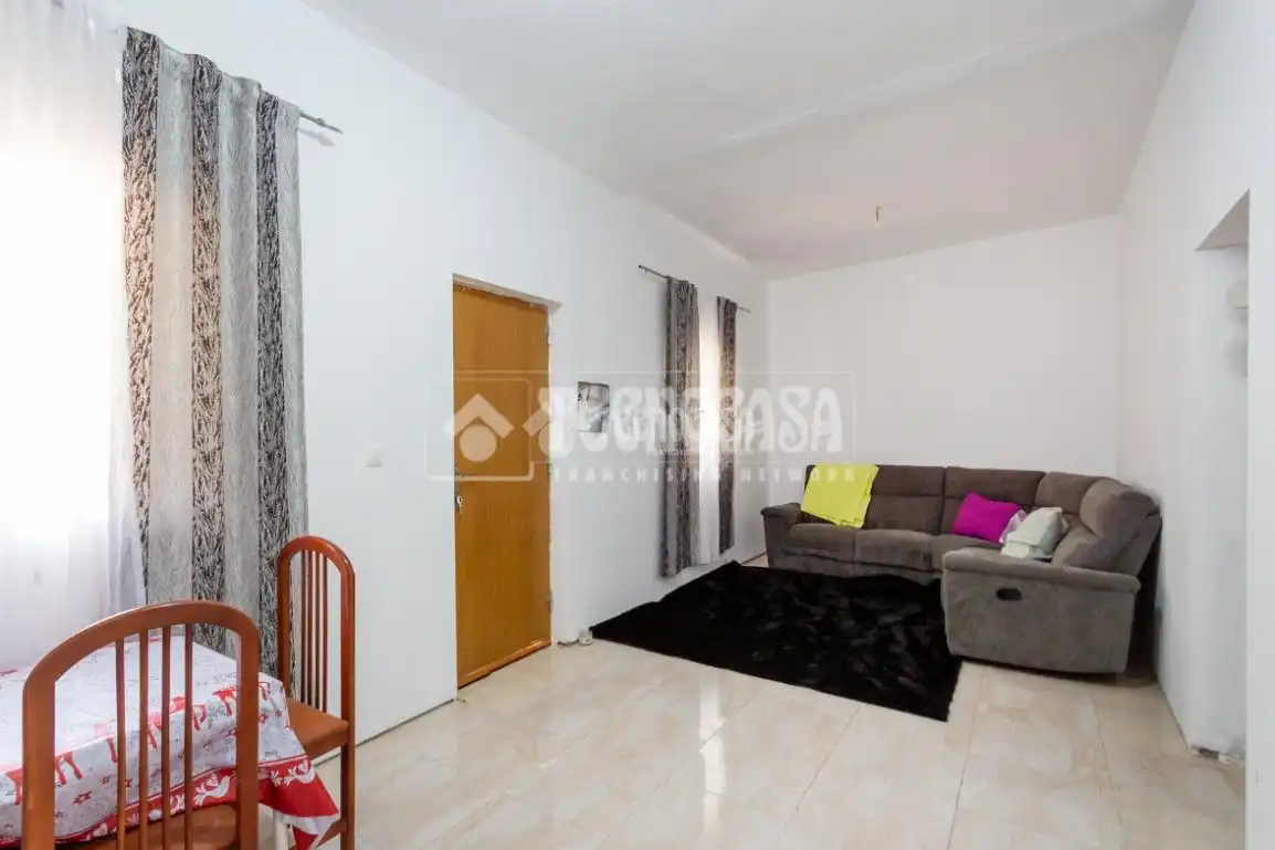 Casa adosada en venta en Vélez-Málaga con Terraza, Amueblado y Balcón