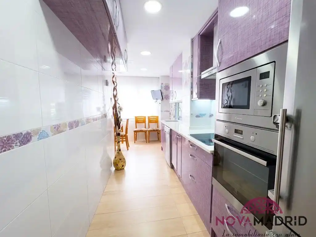 Kitchen of Flat for sale in Fuenlabrada  with Air Conditioner and Heating