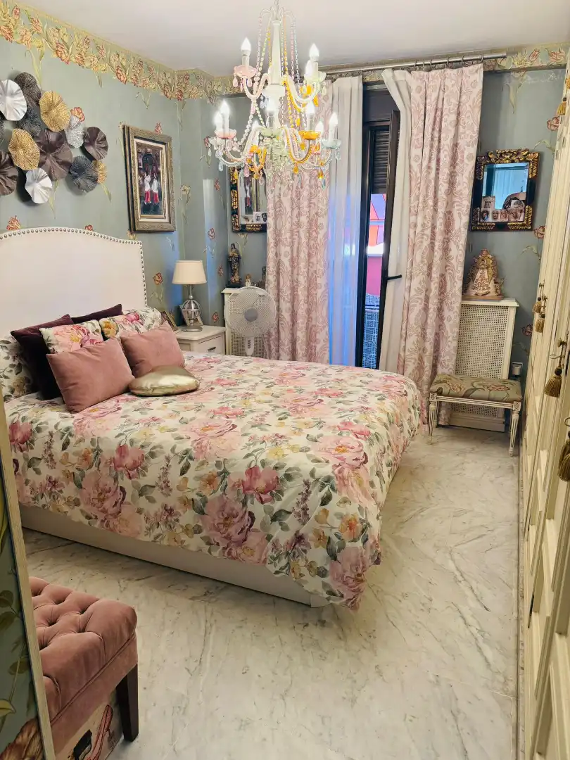 Schlafzimmer von Dachboden zum Verkauf in Córdoba mit Abstellraum, Möbliert und Gemeinschaftspool