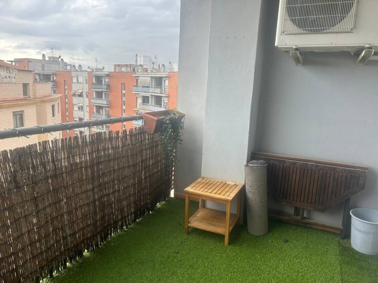 Terraza de Piso de alquiler en Castellón de la Plana / Castelló de la Plana con Aire acondicionado, Balcón y Alarma