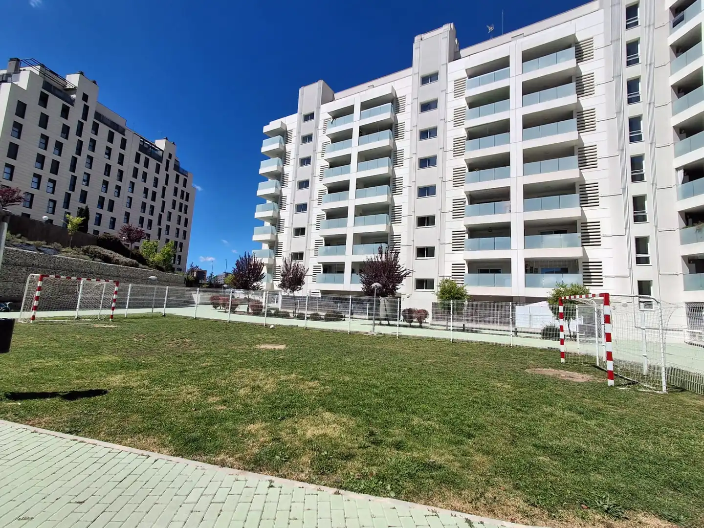 Exterior view of Flat for rent in Tres Cantos  with Heating, Terrace and Storage room