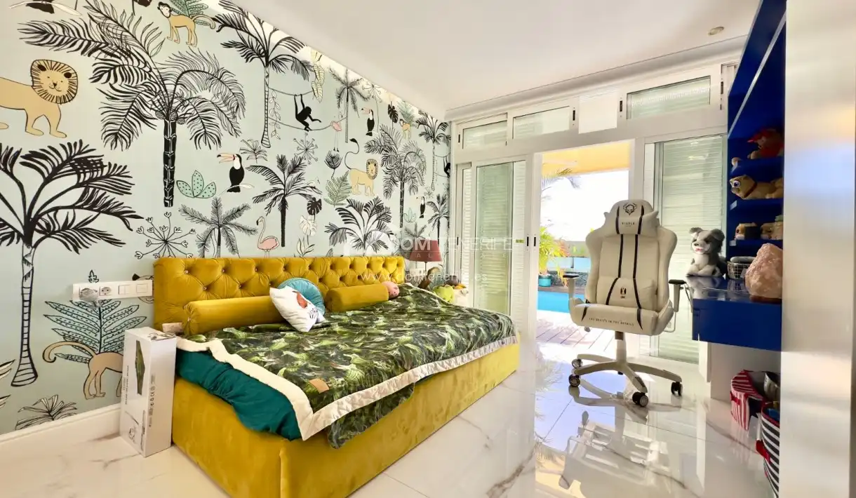Habitación de Casa o chalet en venta en Adeje con Aire acondicionado, Terraza y Trastero
