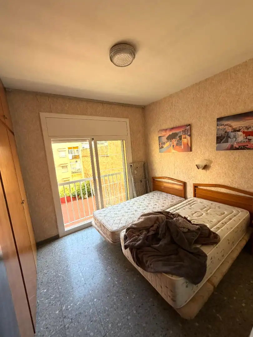 Habitación de Piso en venta en Barcelona con Aire acondicionado, Calefacción y Horno