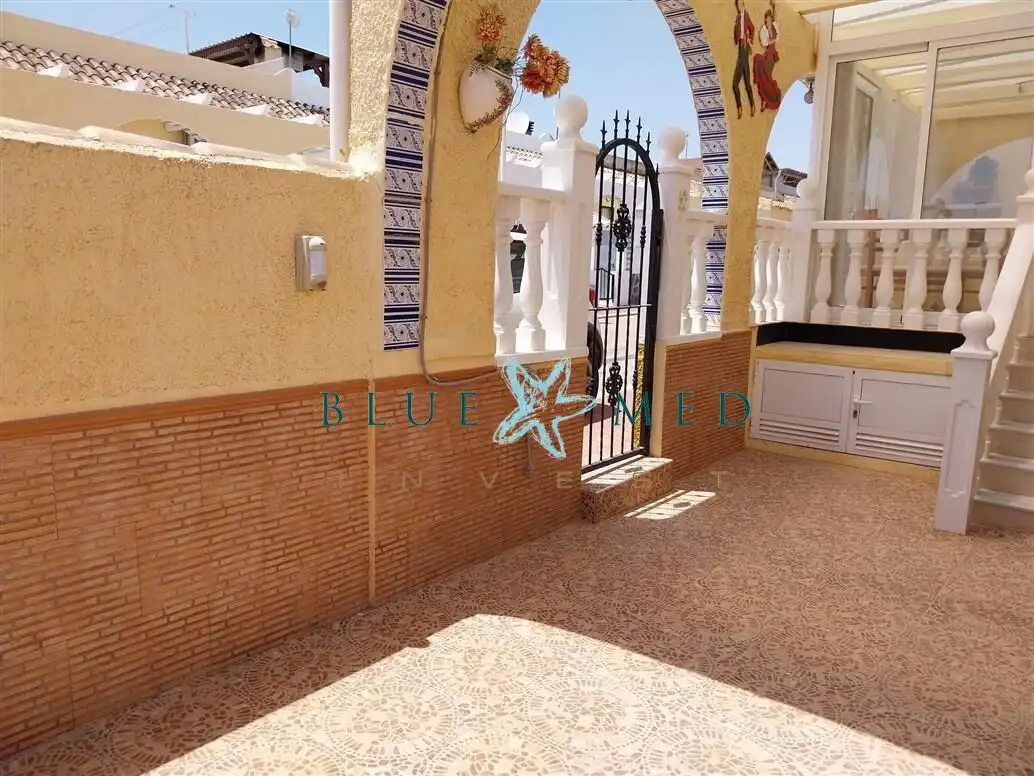 Vista exterior de Casa o xalet en venda en Mazarrón amb Aire condicionat, Calefacció i Jardí privat