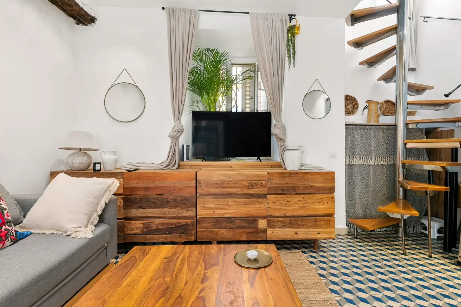 Sala de estar de Casa adosada en venta en Estepona con Aire acondicionado, Terraza y Amueblado