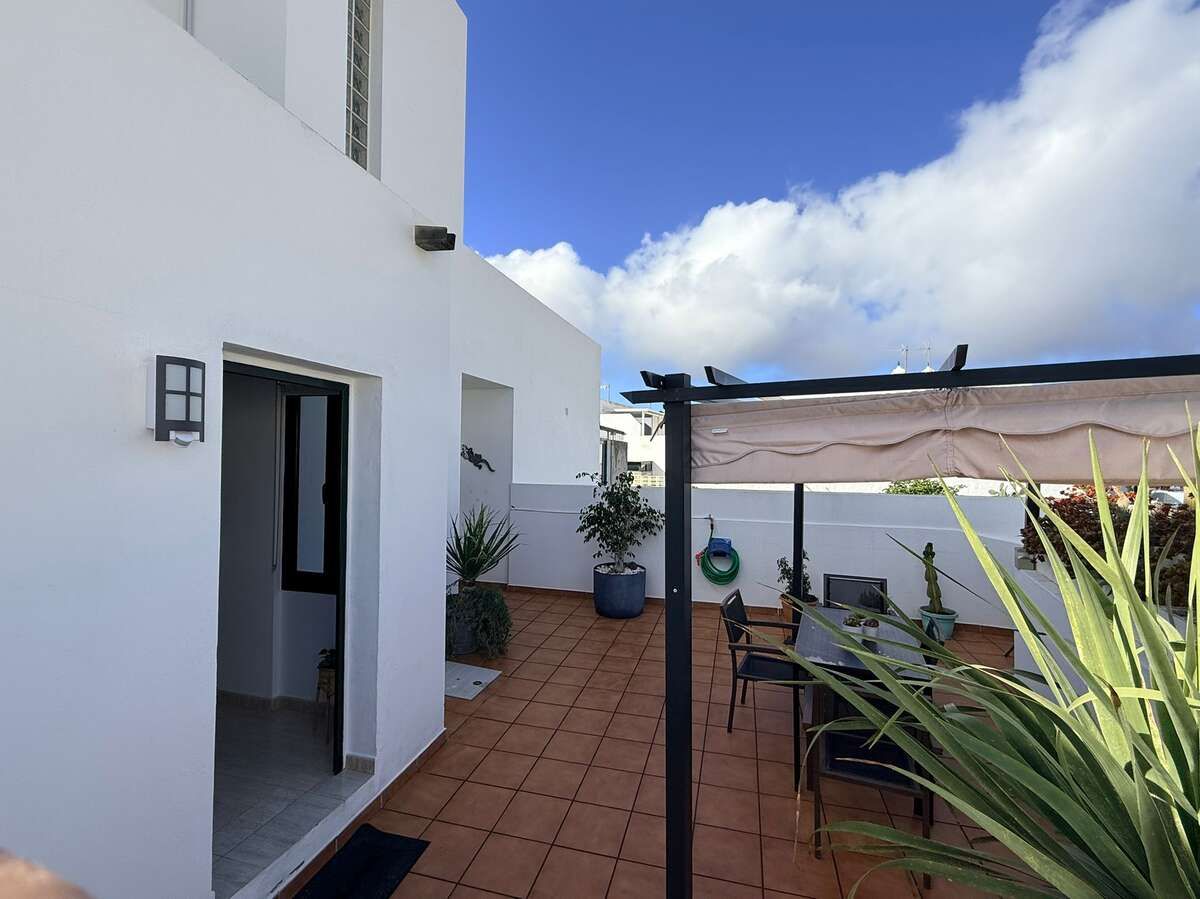 Duplex for sale in Playa Blanca