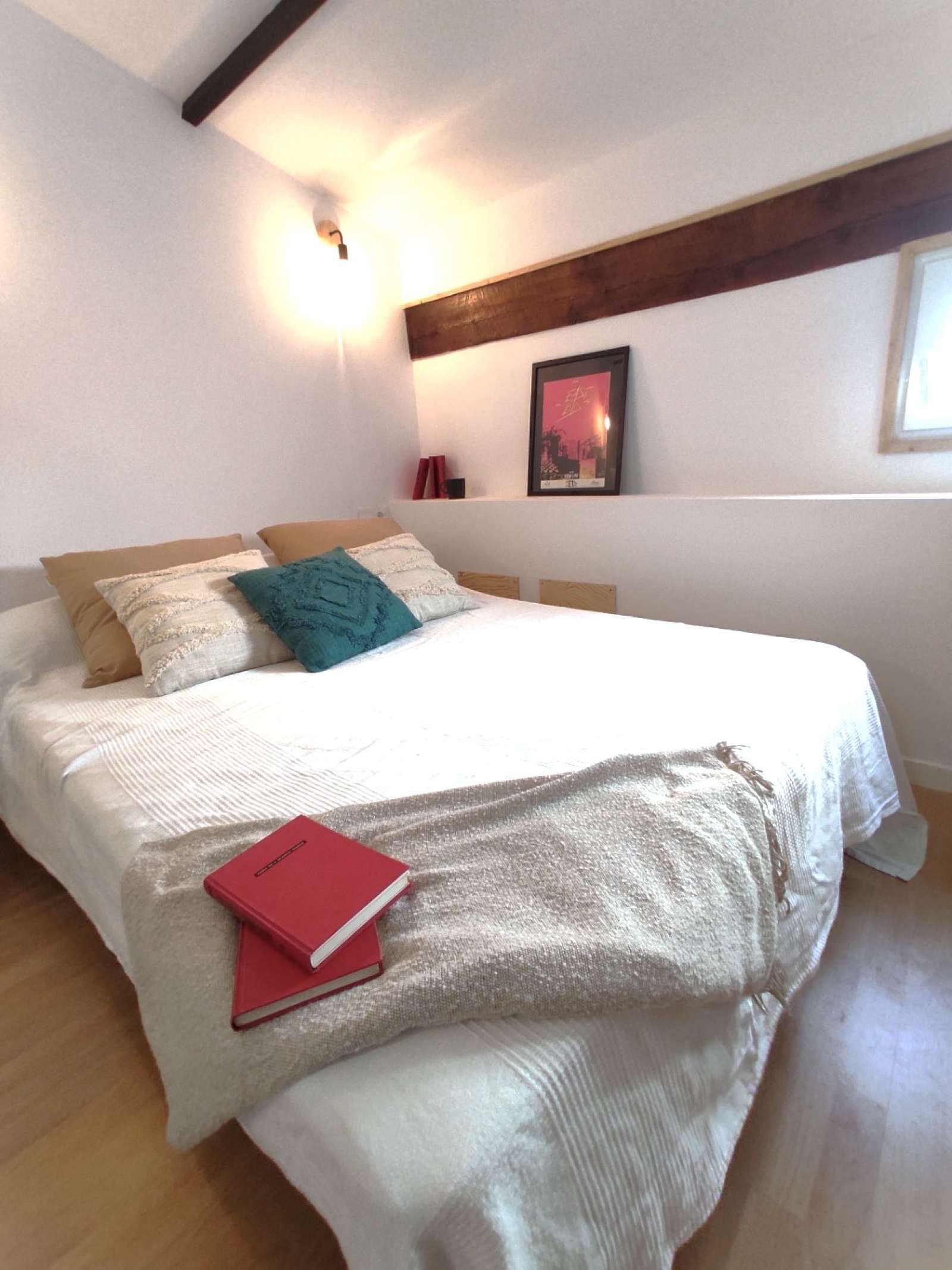 Dormitori de Estudi per a compartir en  Valencia Capital amb Aire condicionat i Terrassa