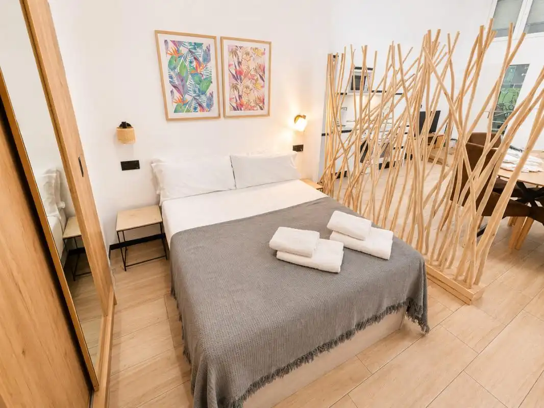 Dormitori de Planta baixa en venda en Málaga amb Aire condicionat i Calefacció
