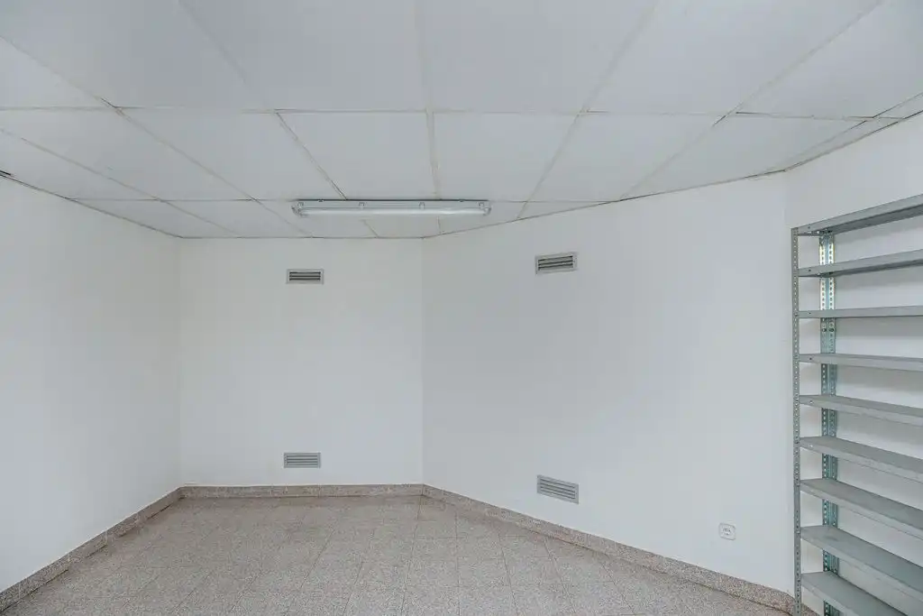 Local comercial en venta en Pz Dr Gravalosa, imagen 12