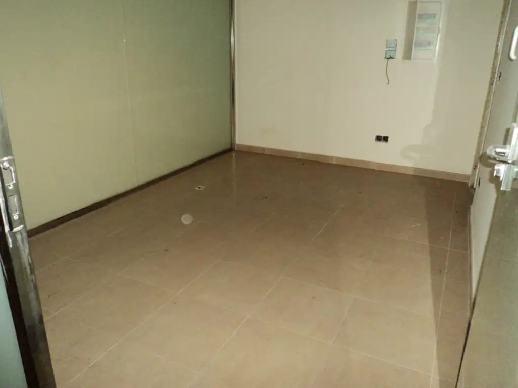 Local comercial en venda a CAMI RAL, imagen 8