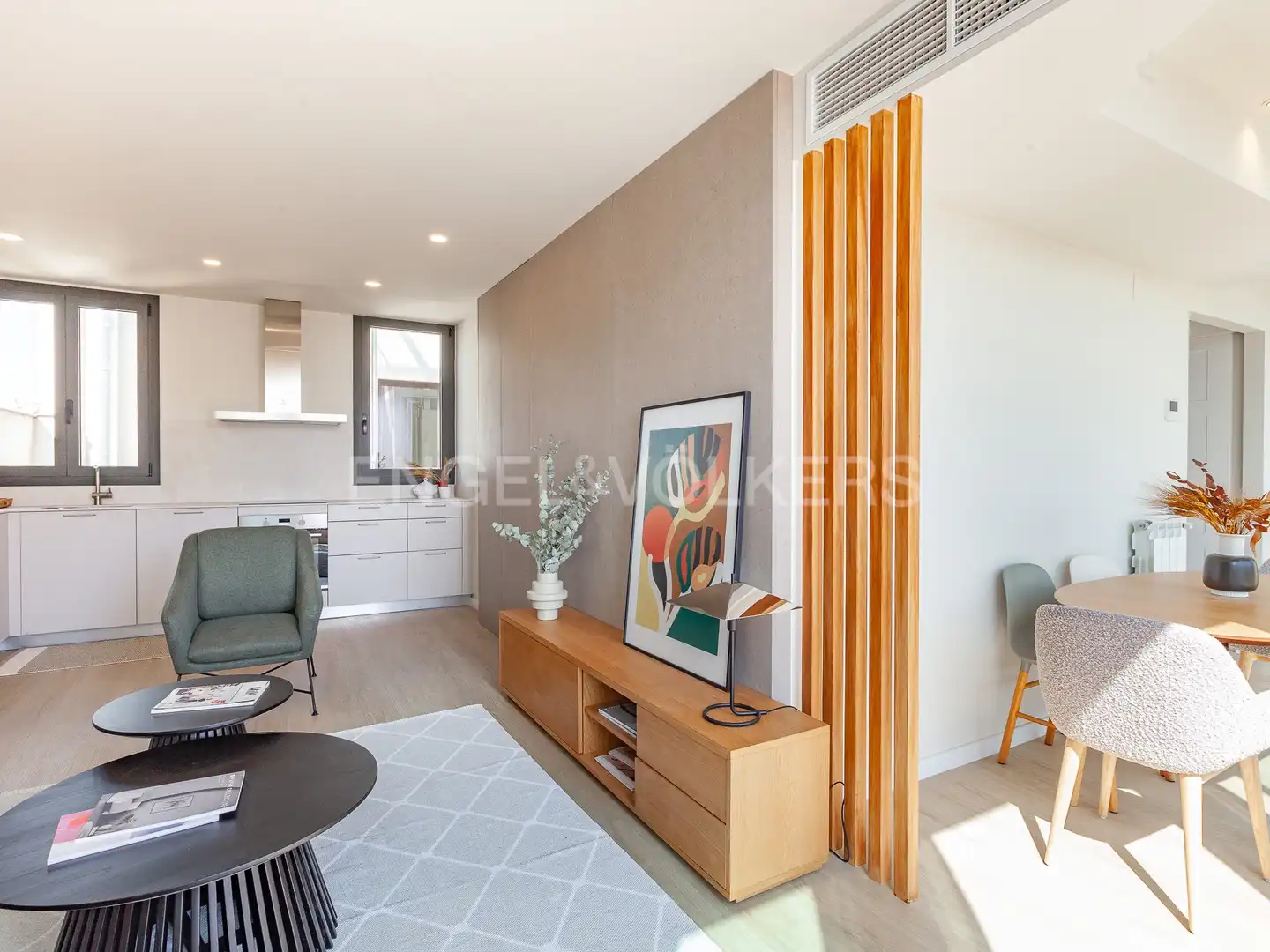 Living room of Attic for sale in Barcelona  with Air Conditioner, Heating and Parquet flooring