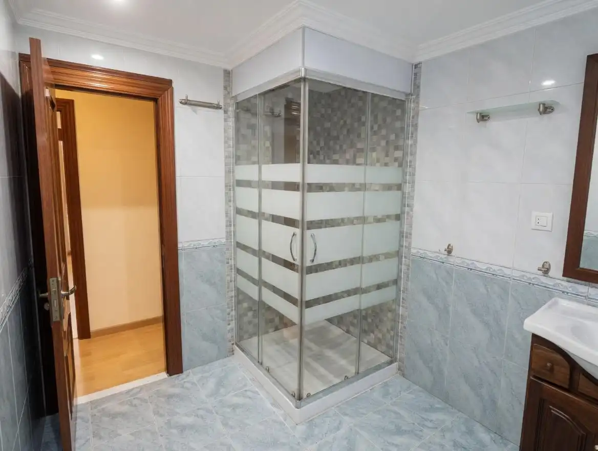 Bathroom of Flat for sale in Langreo  with Heating and Storage room