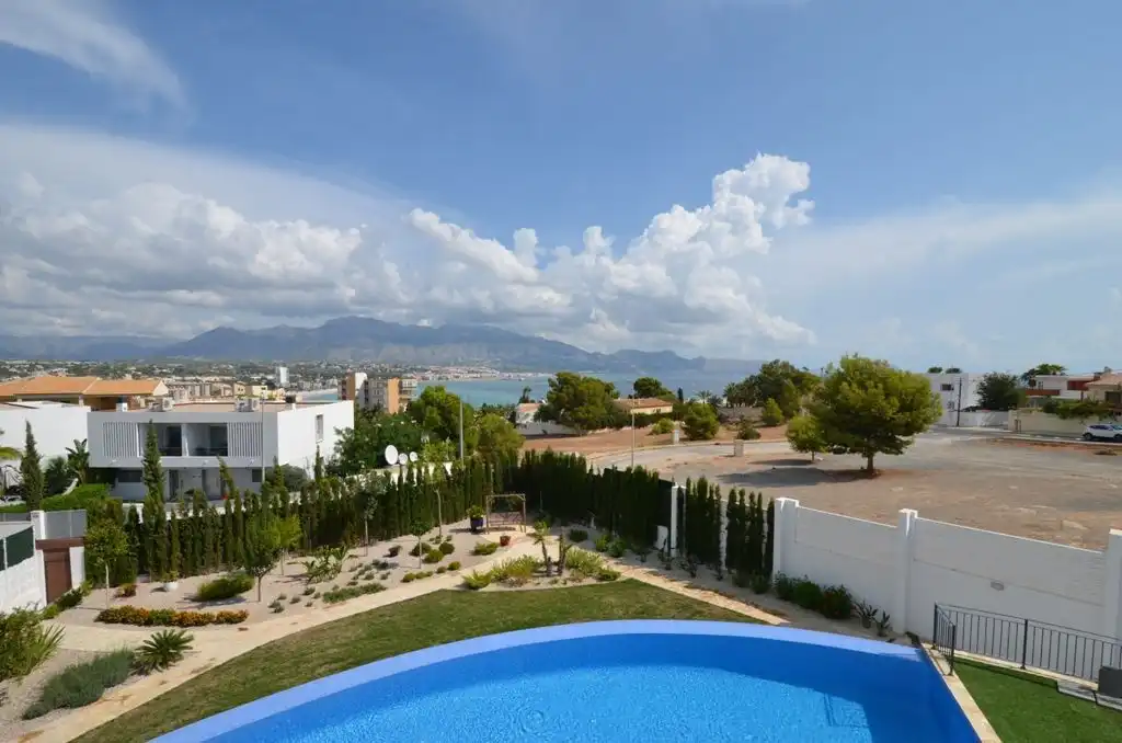 Chalet con piscina en venta en L'Albir, imagen 34