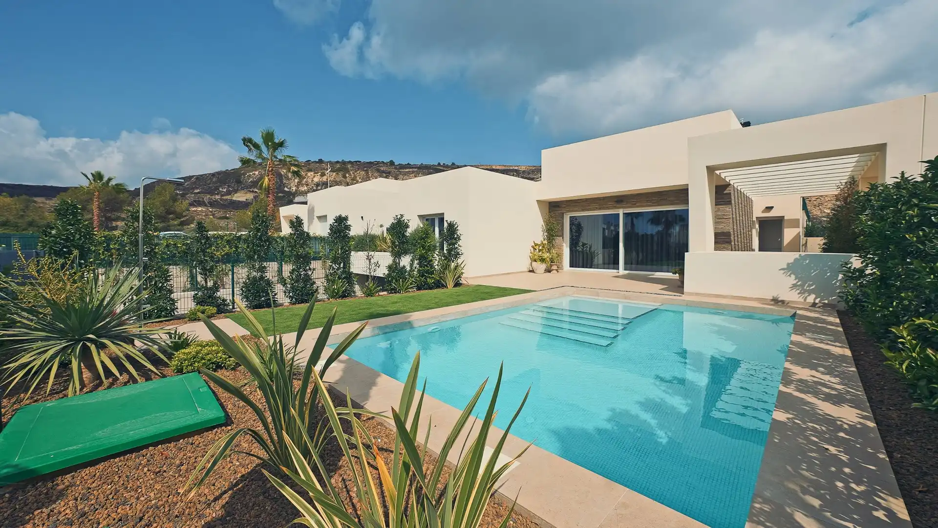 Xalet amb piscina en venda a Algorfa
